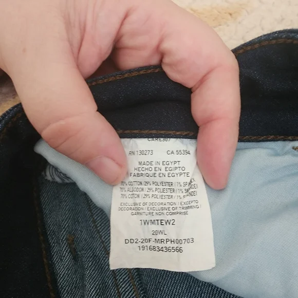 Relaxed Fit Mid Rise Straight Leg Jeans - Picture 8 of 8